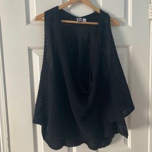 Roxy Black flowy crocheted top - one size